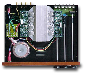 inside view RGi120 amplifier