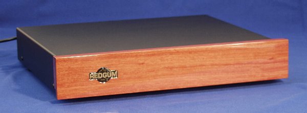 REDGUM RGT1 Tuner - front closed